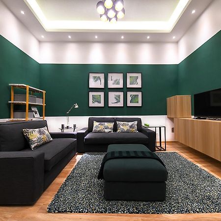D.Five Downtown Forest Apartment Будапеща Екстериор снимка