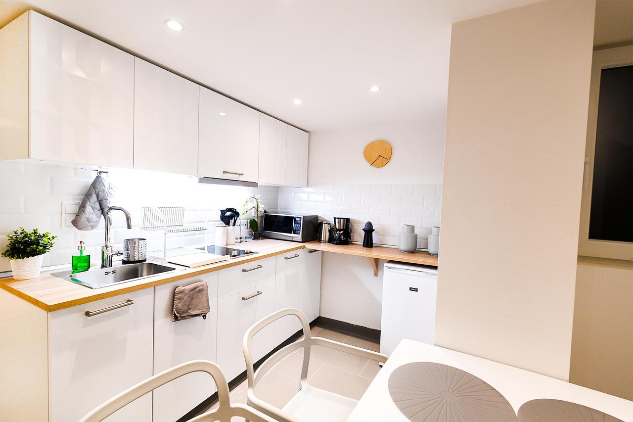 D.Five Downtown Forest Apartment Будапеща Екстериор снимка